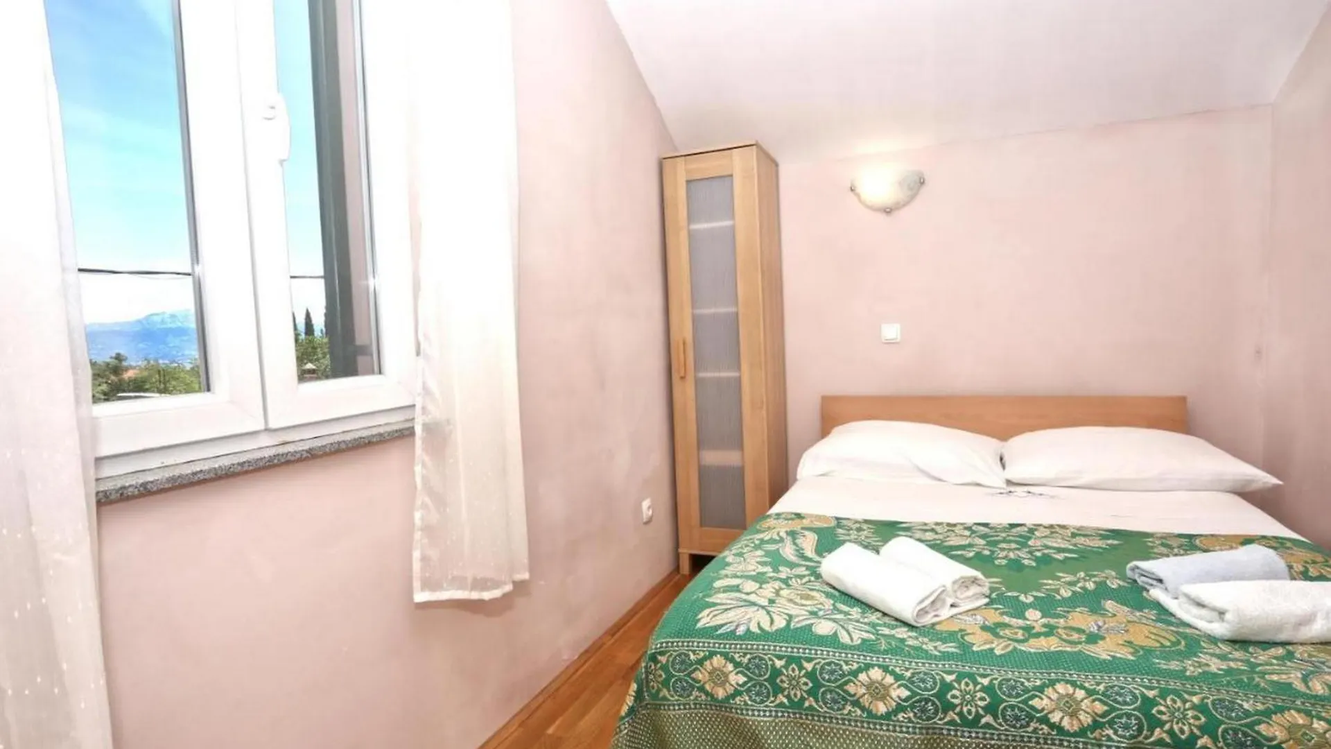 Apartments With A Parking Space Mastrinka, Ciovo - 23279 Trogir